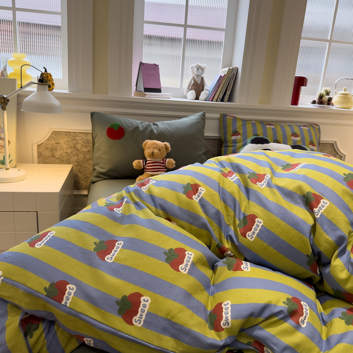 91家纺网 家纺一手货源 找家纺 呗旺鹿 2026新款ins风全棉撞色双层纱毛巾绣甜柿子系列四件套 甜柿绿