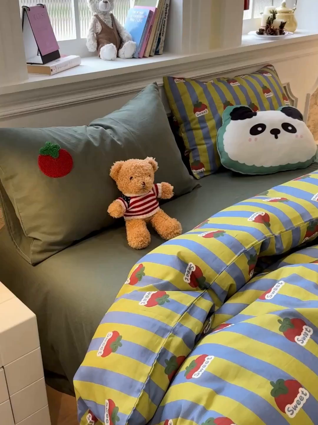 91家纺网 家纺一手货源 找家纺 呗旺鹿 2026新款ins风全棉撞色双层纱毛巾绣甜柿子系列四件套 甜柿绿