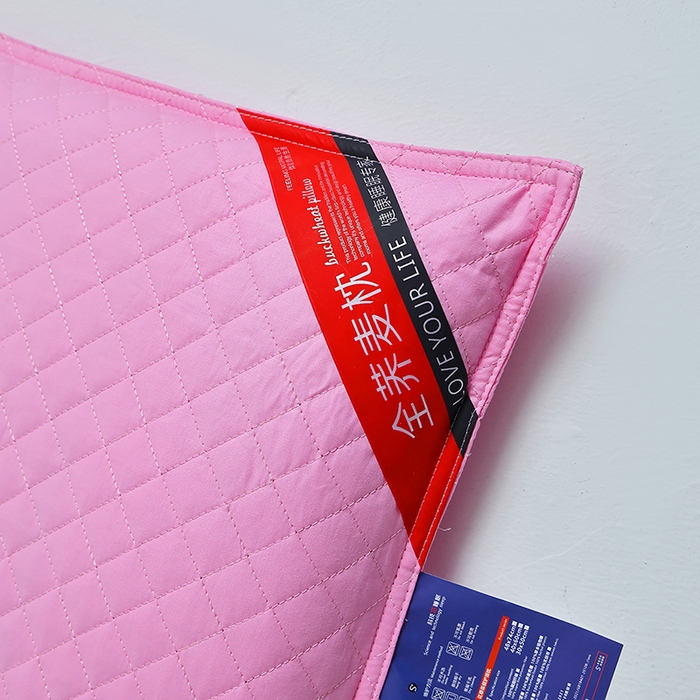 91家纺网 家纺一手货源 找家纺 糖果枕芯 2026新款全棉天然绗绣小方格全荞麦护颈枕保健枕枕头枕芯 荞麦小方格粉色