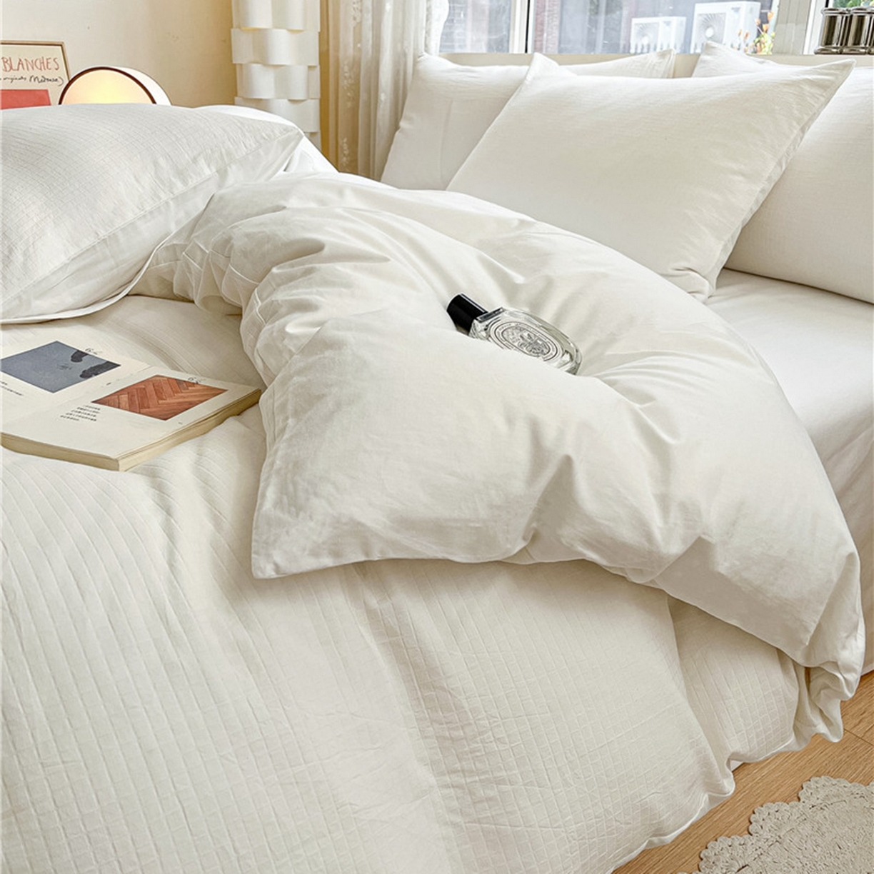 91家纺网 家纺一手货源 找家纺 琪格格纺织 2026新款轻奢长绒棉纯棉高级感提花方格酒店名宿居家四件套 原棉小提花-本白-场景一