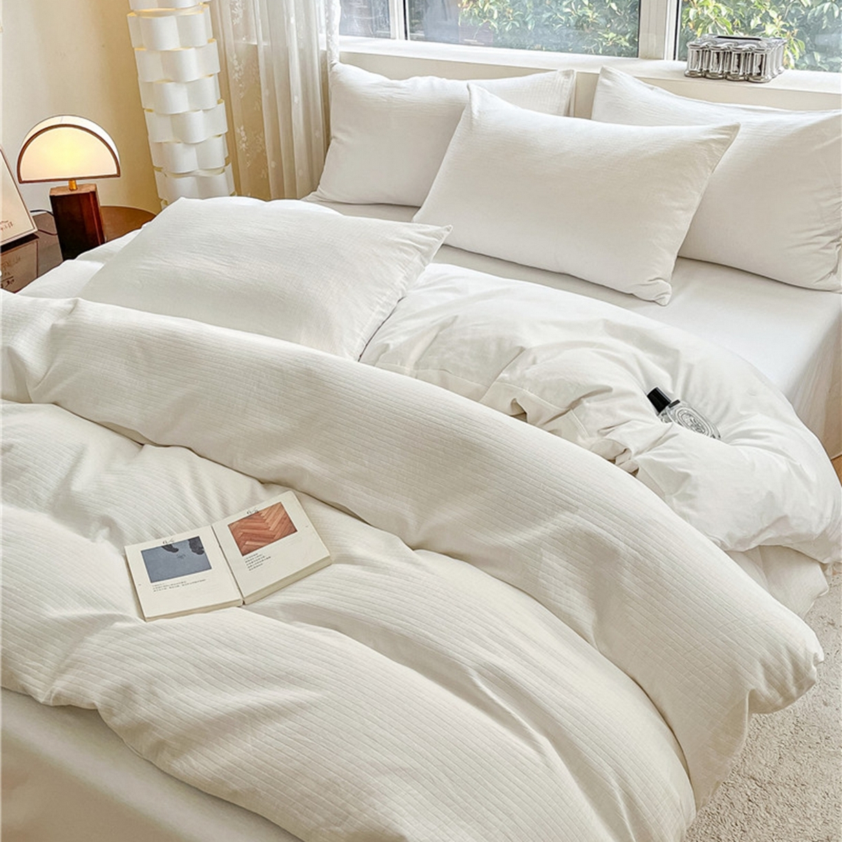 91家纺网 家纺一手货源 找家纺 琪格格纺织 2026新款轻奢长绒棉纯棉高级感提花方格酒店名宿居家四件套 原棉小提花-本白-场景一