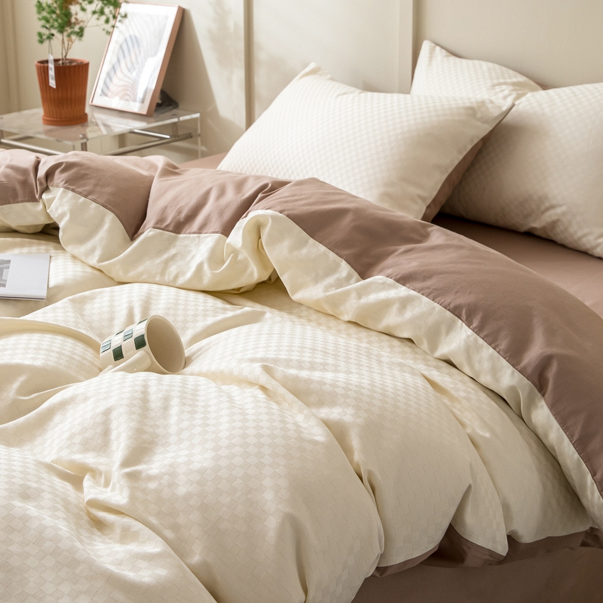 91家纺网 家纺一手货源 找家纺 琪格格纺织 2026新款轻奢长绒棉纯棉高级感提花方格单枕套枕套单件单品枕套 60长绒棉-奶昔白+摩卡棕