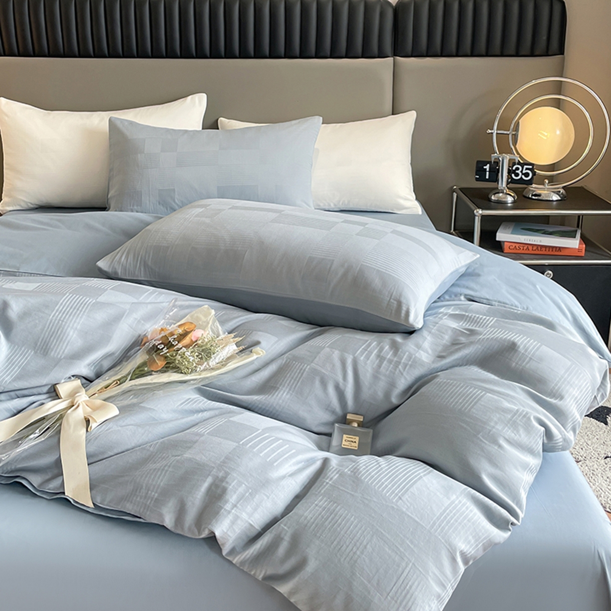 91家纺网 家纺一手货源 找家纺 琪格格纺织 2026新款轻奢长绒棉纯棉高级感提花方格单枕套枕套单件单品枕套 原棉大提花-浅蓝