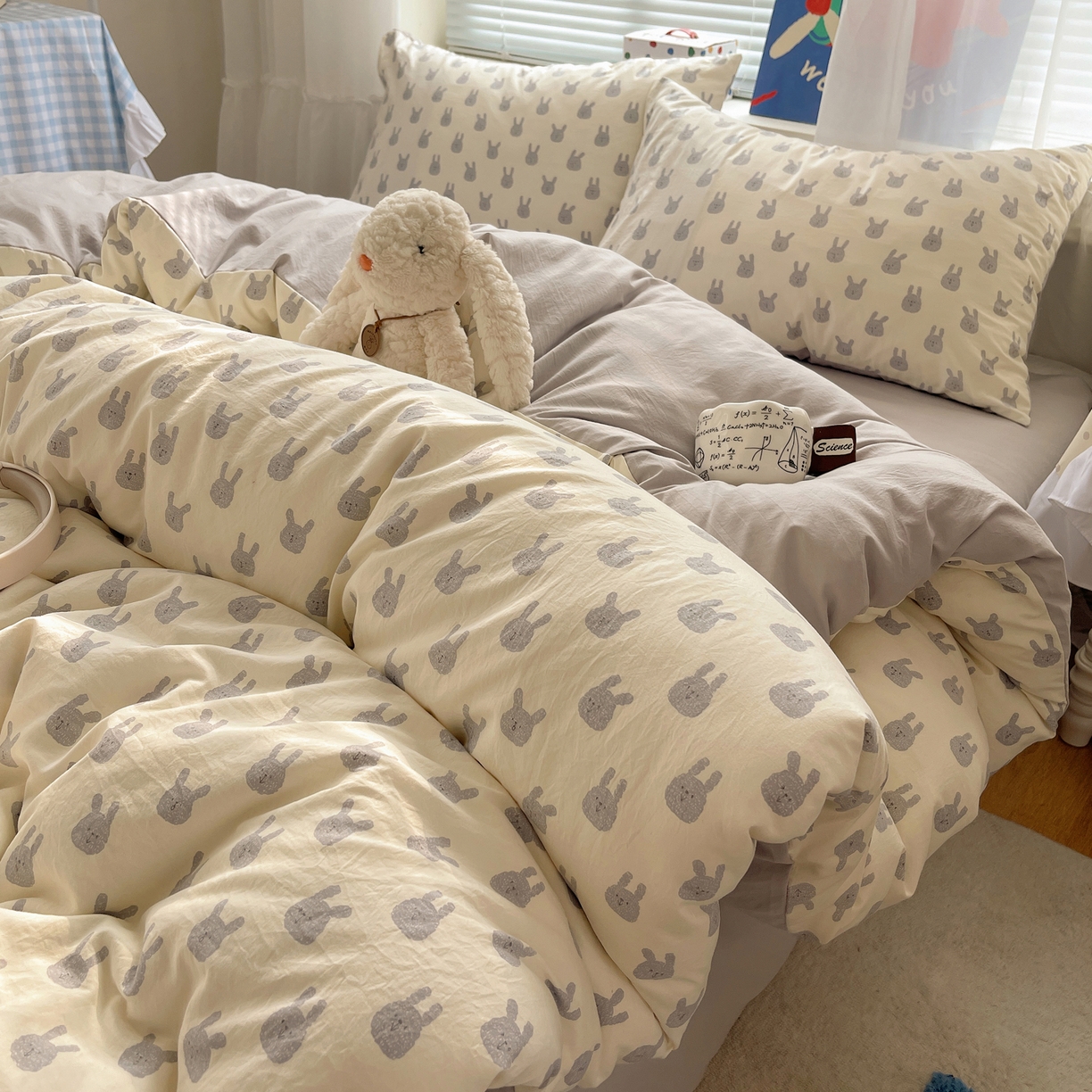 耀悦家纺 2026新款古法仿棉云朵棉吊边床单童趣四件套-第一弹 兔梦泽