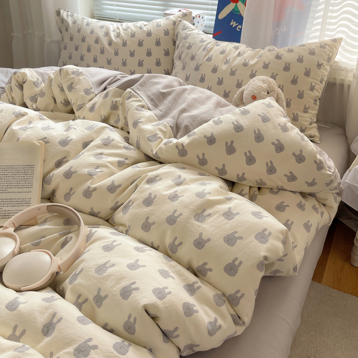 91家纺网 家纺一手货源 找家纺 耀悦家纺 2026新款古法仿棉云朵棉吊边床单童趣四件套-第一弹 兔梦泽