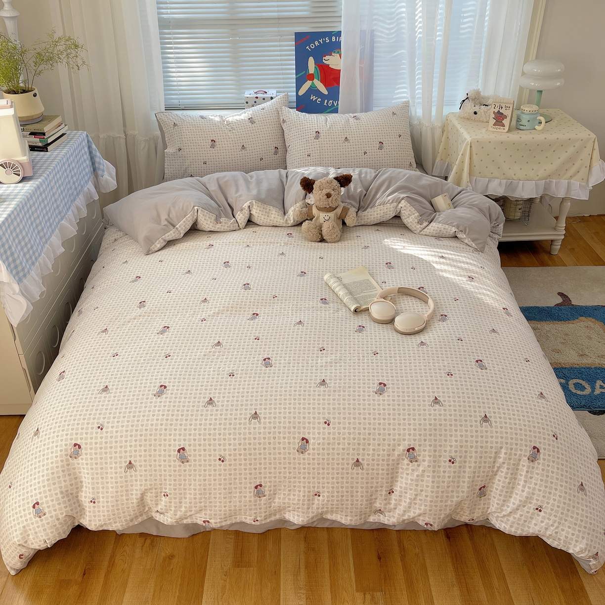 91家纺网 家纺一手货源 找家纺 耀悦家纺 2026新款古法仿棉云朵棉吊边床单童趣四件套-第一弹 芋泥波波兔