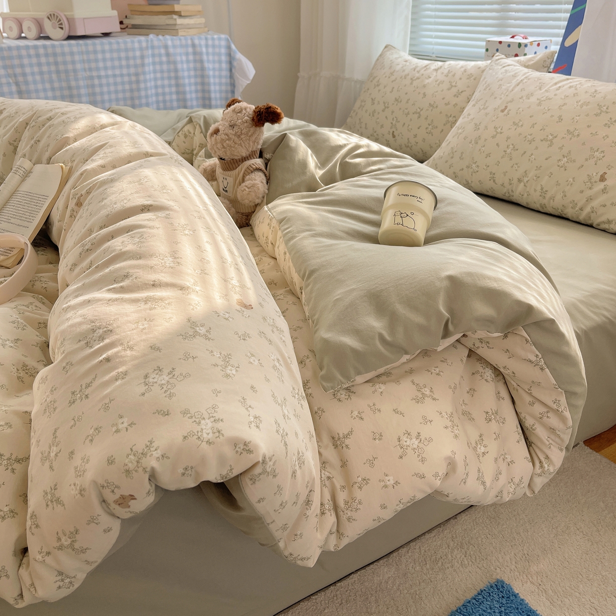 91家纺网 家纺一手货源 找家纺 耀悦家纺 2026新款古法仿棉云朵棉吊边床单童趣四件套-第二弹 春野小兔