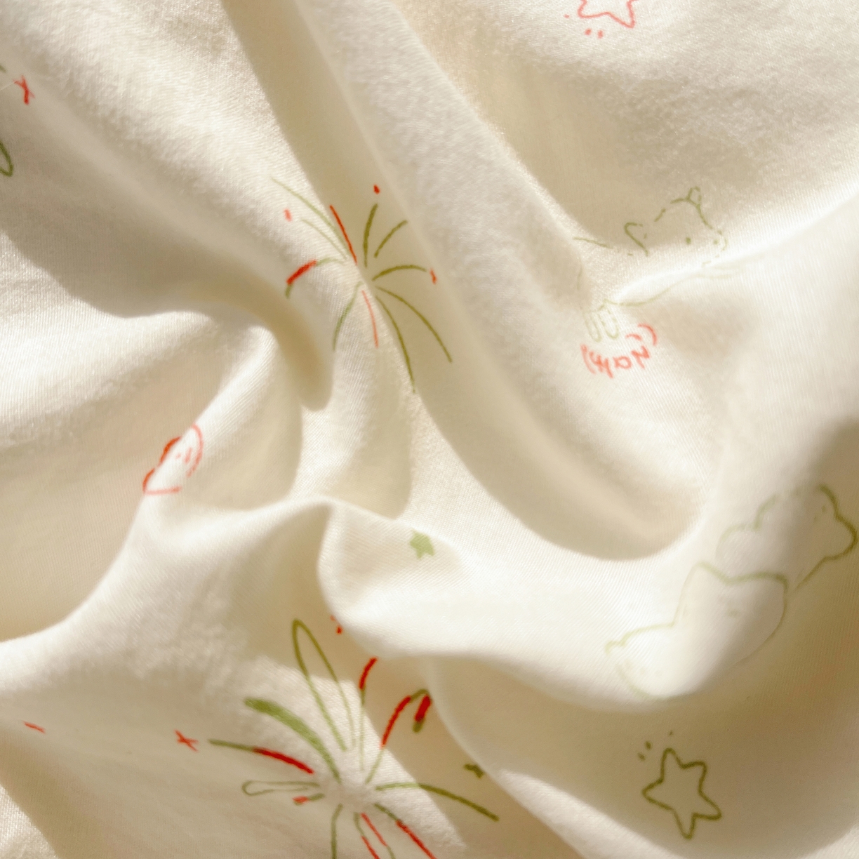 91家纺网 家纺一手货源 找家纺 耀悦家纺 2026新款古法仿棉云朵棉吊边床单童趣四件套-第二弹 烟花梦野