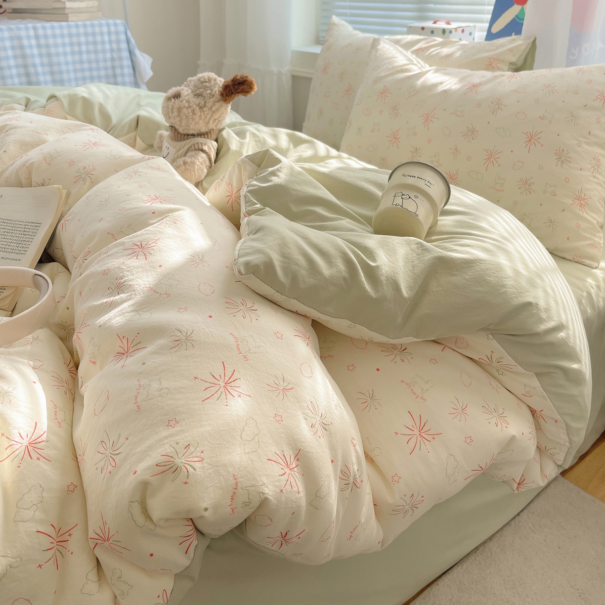 91家纺网 家纺一手货源 找家纺 耀悦家纺 2026新款古法仿棉云朵棉吊边床单童趣四件套-第二弹 烟花梦野