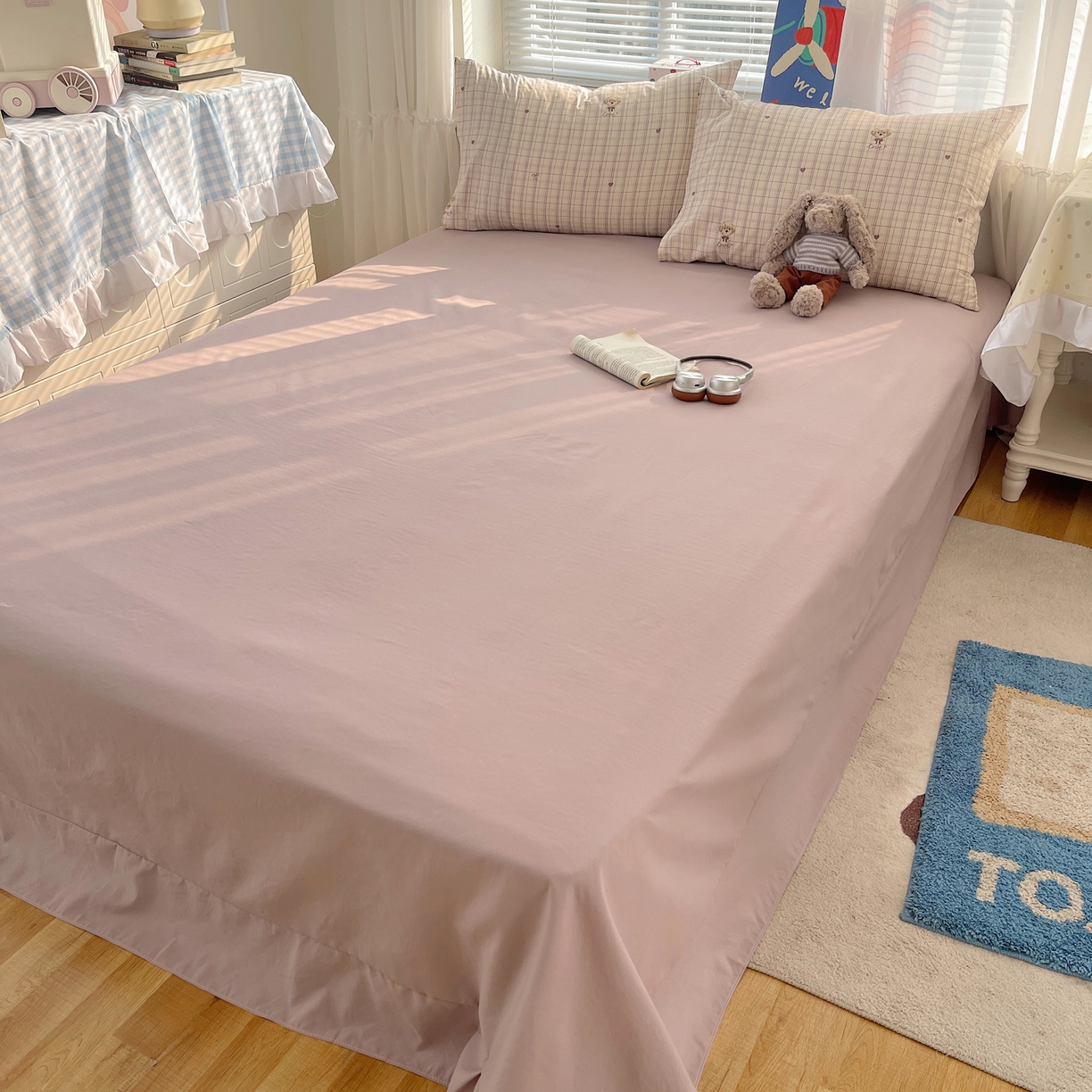 91家纺网 家纺一手货源 找家纺 耀悦家纺 2026新款古法仿棉云朵棉吊边床单童趣四件套-第二弹 优雅格格狗