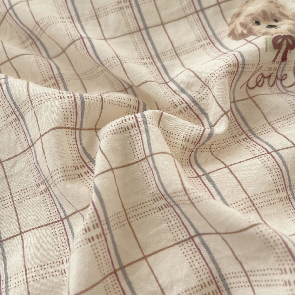 91家纺网 家纺一手货源 找家纺 耀悦家纺 2026新款古法仿棉云朵棉吊边床单童趣四件套-第二弹 优雅格格狗