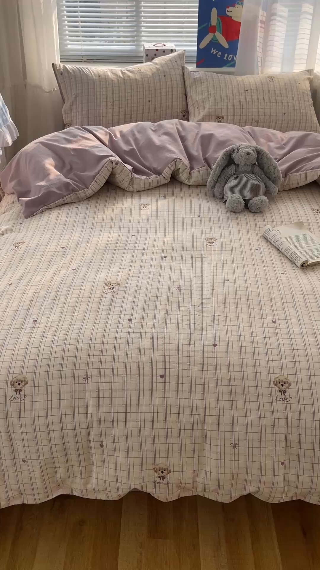 91家纺网 家纺一手货源 找家纺 耀悦家纺 2026新款古法仿棉云朵棉吊边床单童趣四件套-第二弹 优雅格格狗