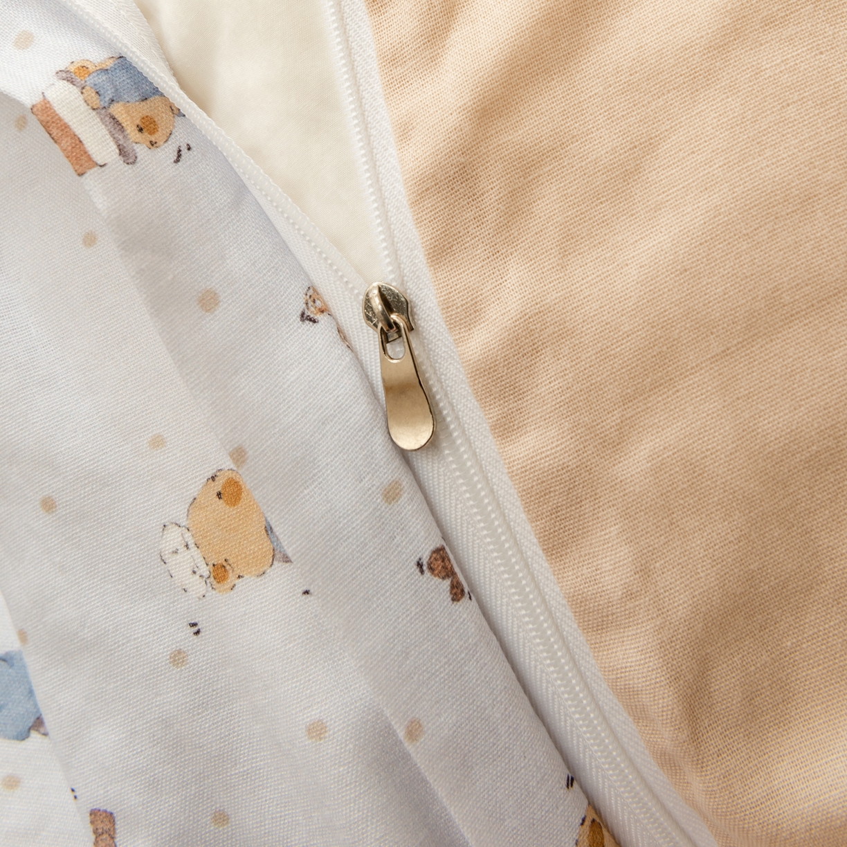 91家纺网 家纺一手货源 找家纺 雯雨家纺 2026新款A类全棉有氧双层纱单被套 小熊礼物