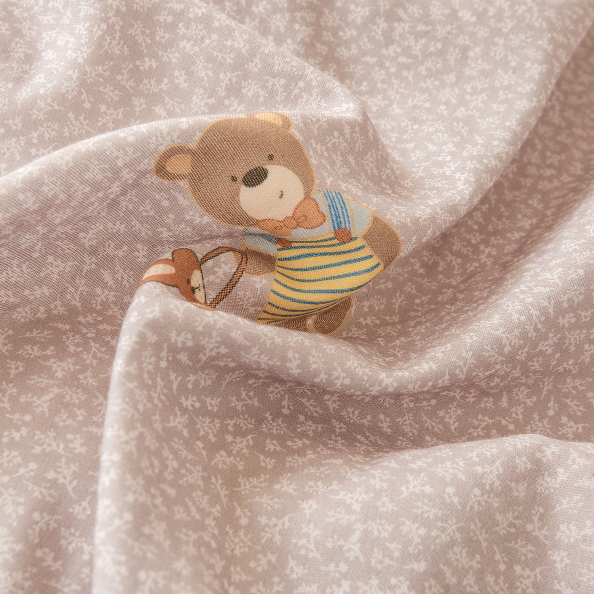 91家纺网 家纺一手货源 找家纺 雯雨家纺 2026新款A类全棉有氧双层纱单被套 朱迪熊