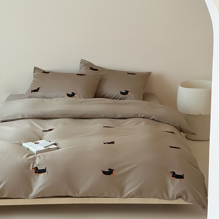 91家纺网 家纺一手货源 找家纺 波比可可 2026春夏系列轻奢居家50s长绒棉全棉纯棉四件套小红书热款 灰犬