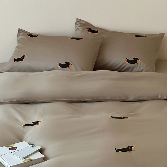 91家纺网 家纺一手货源 找家纺 波比可可 2026春夏系列轻奢居家50s长绒棉全棉纯棉四件套小红书热款 灰犬