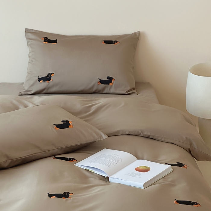 91家纺网 家纺一手货源 找家纺 波比可可 2026春夏系列轻奢居家50s长绒棉全棉纯棉四件套小红书热款 灰犬