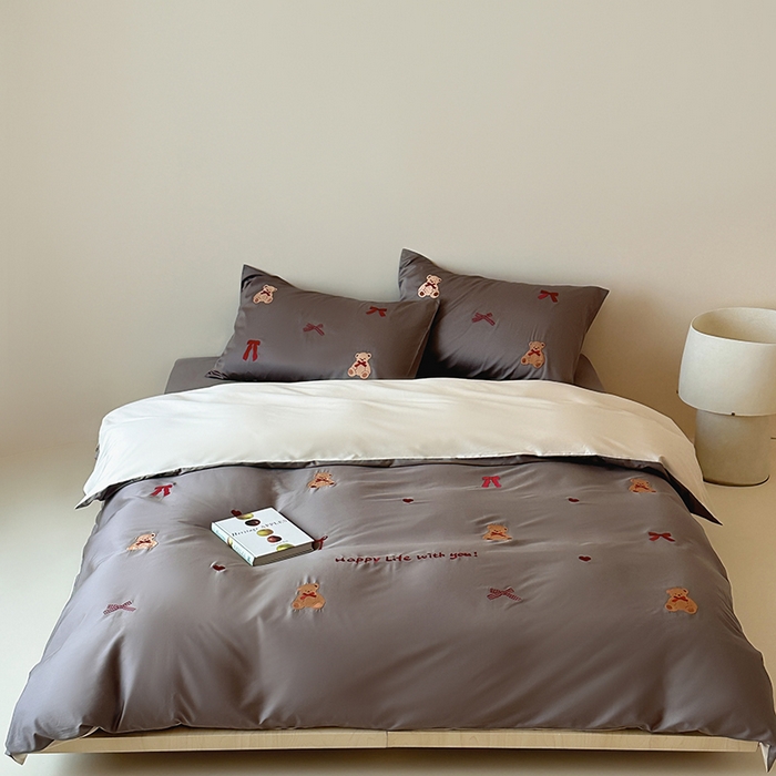 91家纺网 家纺一手货源 找家纺 波比可可 2026春夏系列轻奢居家50s长绒棉全棉纯棉四件套小红书热款 熊宝