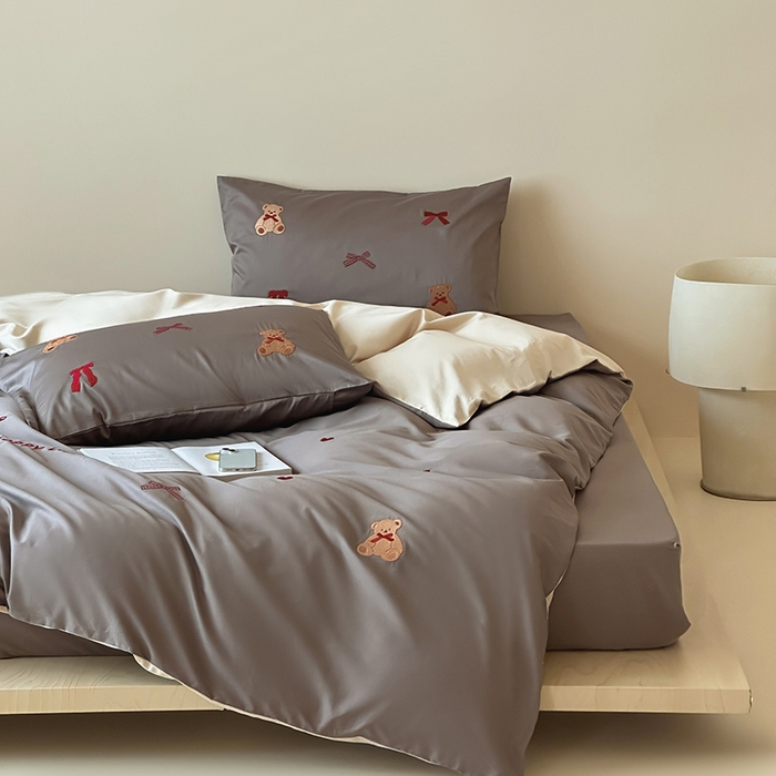 91家纺网 家纺一手货源 找家纺 波比可可 2026春夏系列轻奢居家50s长绒棉全棉纯棉四件套小红书热款 熊宝