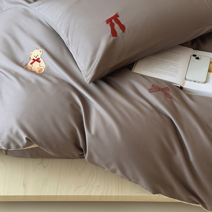 91家纺网 家纺一手货源 找家纺 波比可可 2026春夏系列轻奢居家50s长绒棉全棉纯棉四件套小红书热款 熊宝