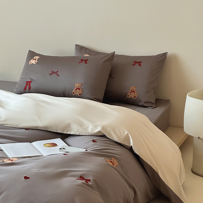 91家纺网 家纺一手货源 找家纺 波比可可 2026春夏系列轻奢居家50s长绒棉全棉纯棉四件套小红书热款 熊宝