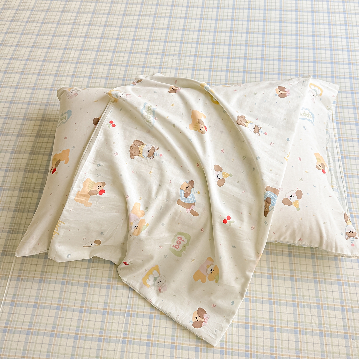 91家纺网 家纺一手货源 找家纺 颜选 2026新款全棉印花单被套 春日萌宠