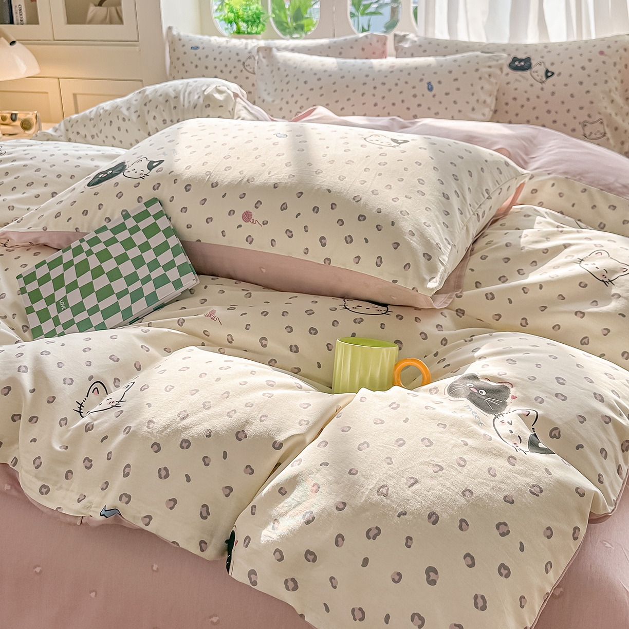 91家纺网 家纺一手货源 找家纺 颜选 2026新款全棉印花单被套 粉红顽皮猫