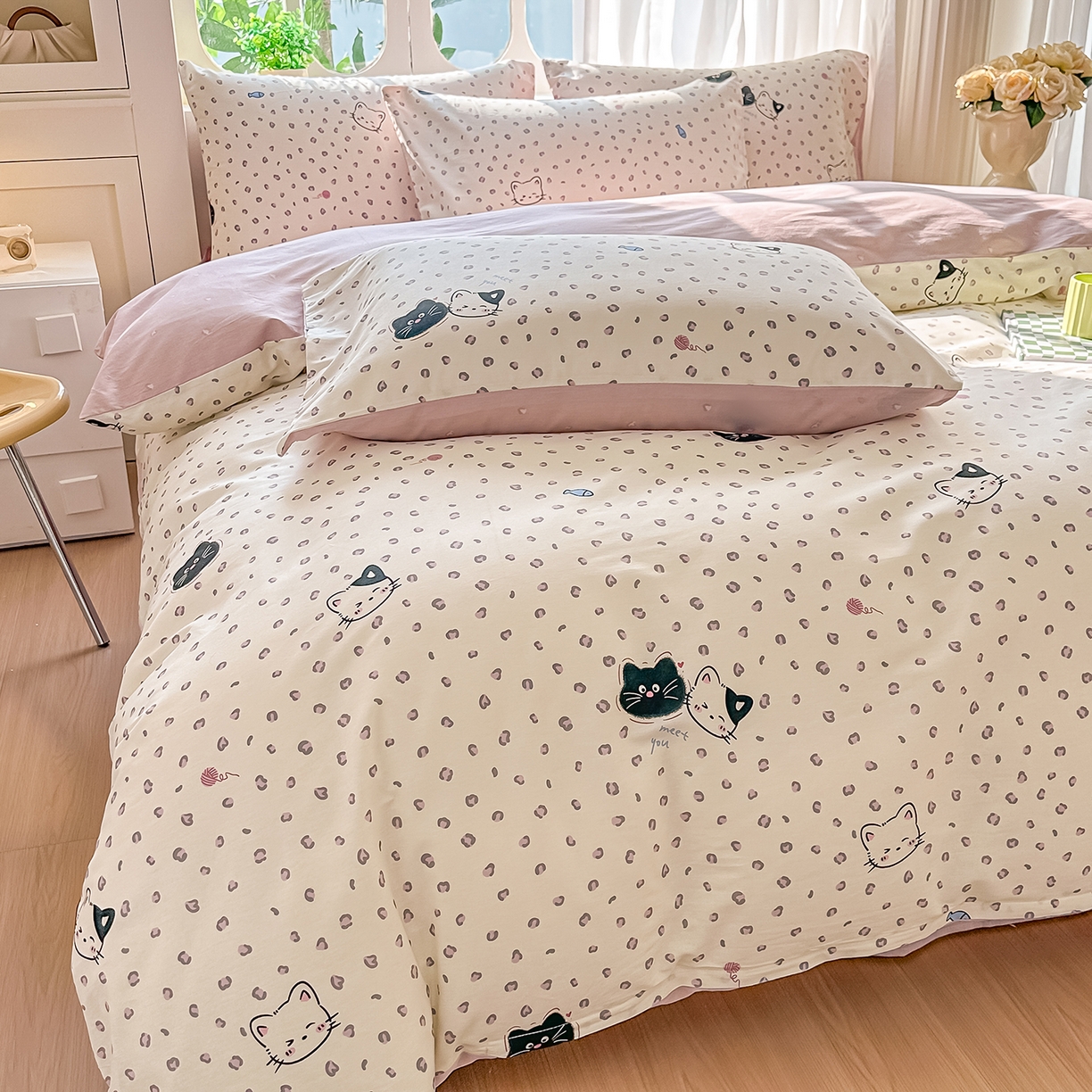 91家纺网 家纺一手货源 找家纺 颜选 2026新款全棉印花单被套 粉红顽皮猫