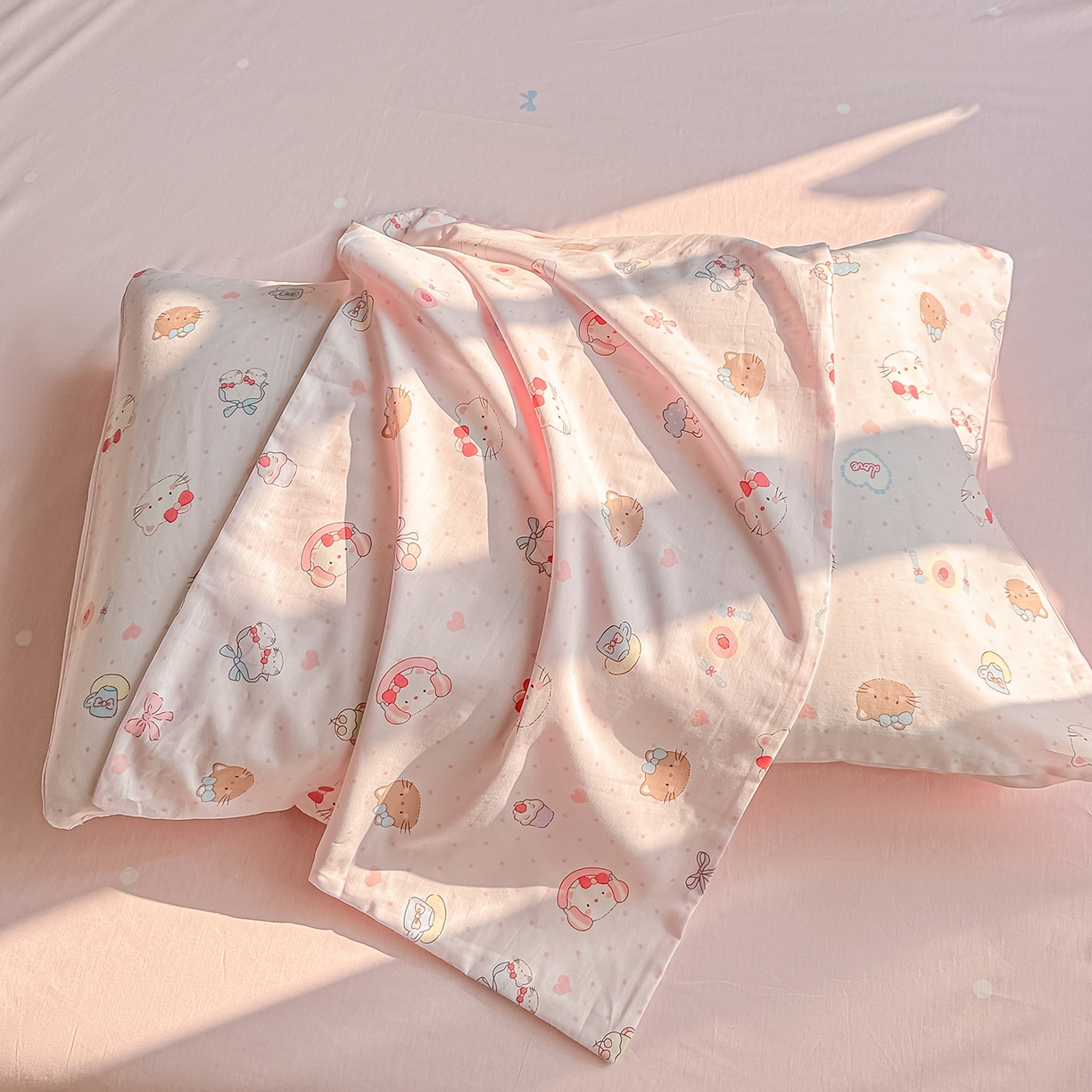 91家纺网 家纺一手货源 找家纺 颜选 2026新款全棉印花单被套 猫猫乐园