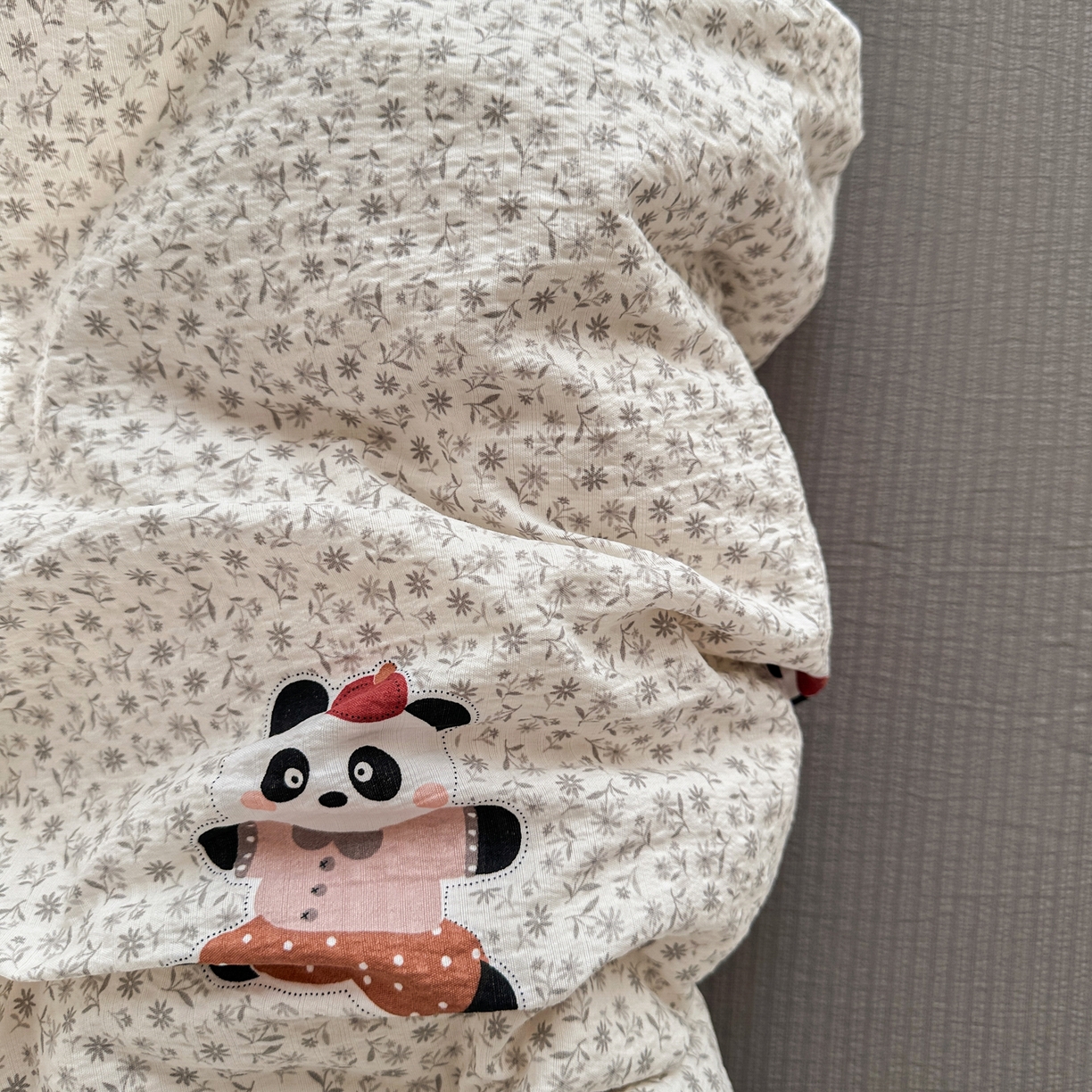 91家纺网 家纺一手货源 找家纺 卡斯诺家纺馆 2026新款皱皱棉双层纱四件套（下载文件包含买家秀） 静谧时光