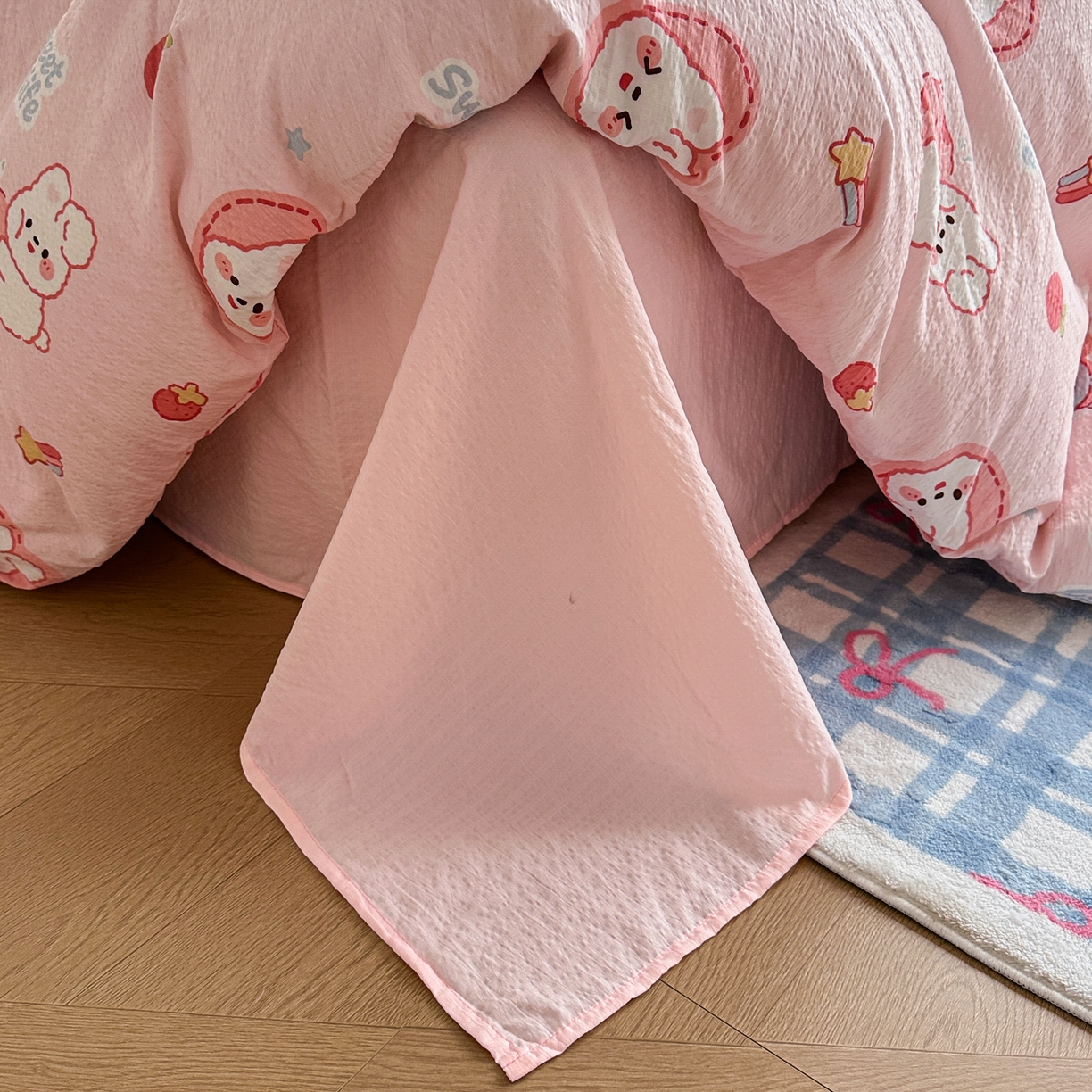 91家纺网 家纺一手货源 找家纺 卡斯诺家纺馆 2026新款皱皱棉双层纱四件套（下载文件包含买家秀） 蜜桃粉兔