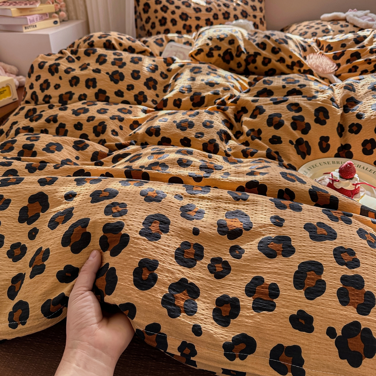 91家纺网 家纺一手货源 找家纺 卡斯诺家纺馆 2026新款皱皱棉双层纱四件套（下载文件包含买家秀） 云影星斑-咖