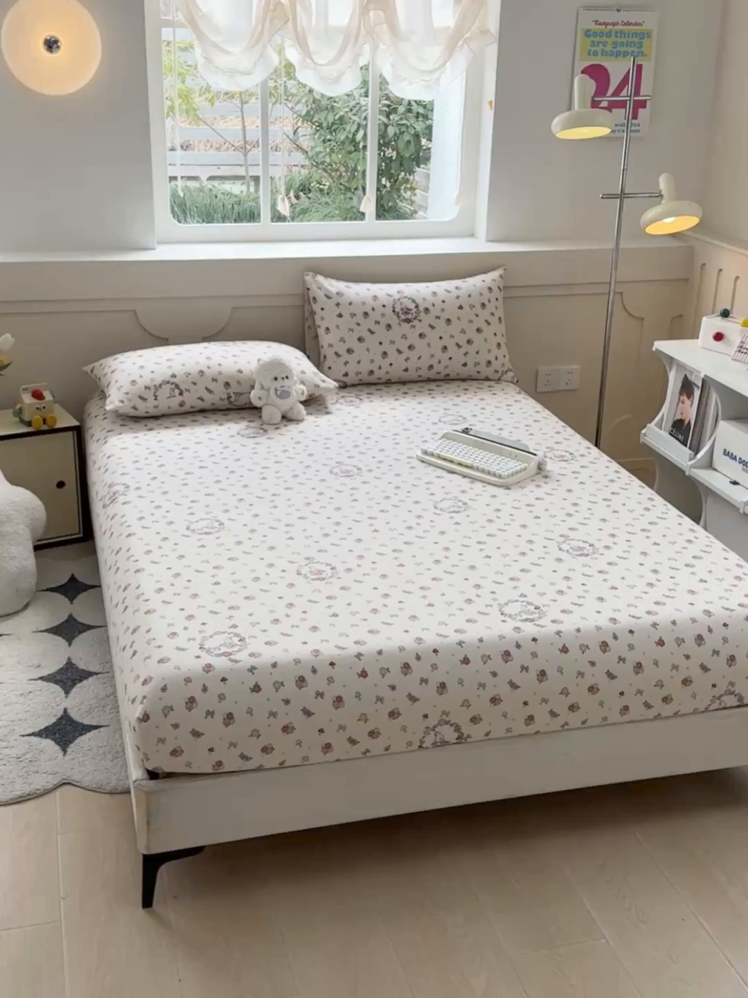 91家纺网 家纺一手货源 找家纺 爱彼家纺 2026新款舒适透气老粗布凉席印花床笠单件-床笠三件套 老粗布床笠-白朵花园