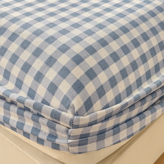91家纺网 家纺一手货源 找家纺 爱彼家纺 2026新款舒适透气老粗布凉席印花床笠单件-床笠三件套 老粗布床笠-暖阳-天蓝格