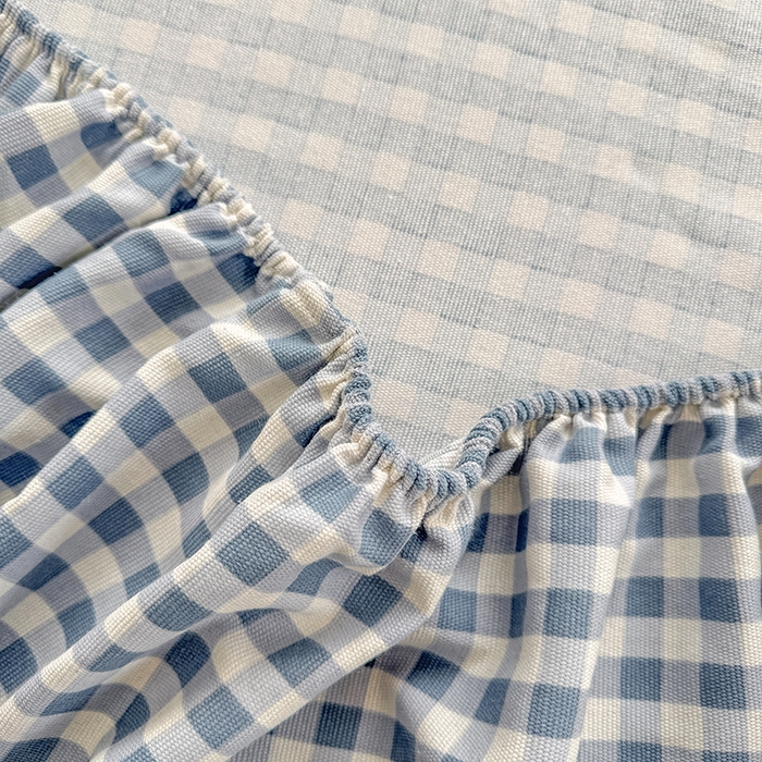 91家纺网 家纺一手货源 找家纺 爱彼家纺 2026新款舒适透气老粗布凉席印花床笠单件-床笠三件套 老粗布床笠-暖阳-天蓝格