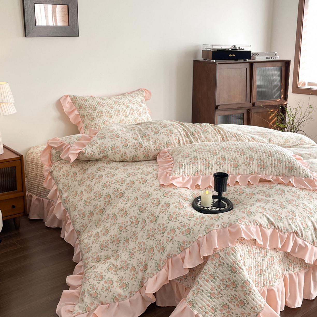 91家纺网 家纺一手货源 找家纺 慕澄家纺 2026新款高克重仿棉碎花床盖四件套 情书