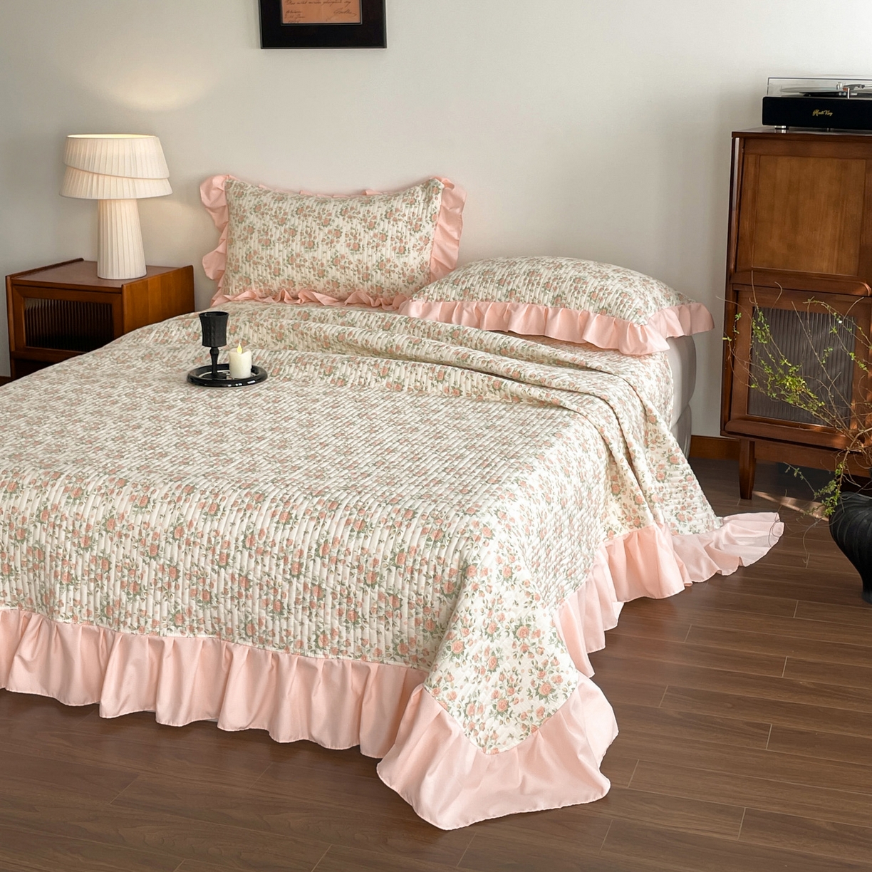 91家纺网 家纺一手货源 找家纺 慕澄家纺 2026新款高克重仿棉碎花床盖四件套 情书