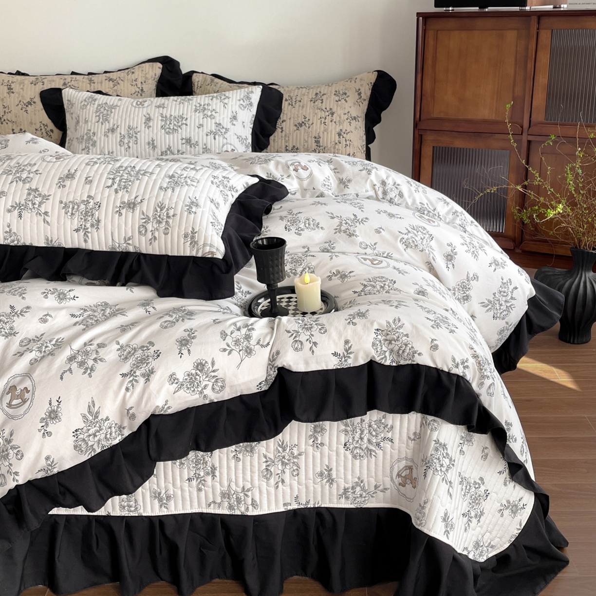 91家纺网 家纺一手货源 找家纺 慕澄家纺 2026新款高克重仿棉碎花床盖四件套 花间小马