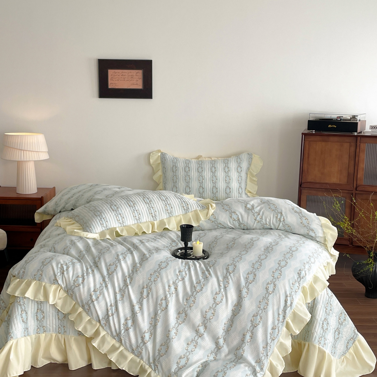 91家纺网 家纺一手货源 找家纺 慕澄家纺 2026新款高克重仿棉碎花床盖四件套 蓝梦