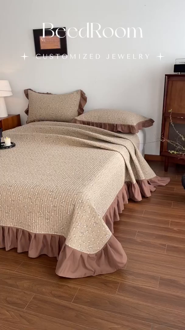 91家纺网 家纺一手货源 找家纺 慕澄家纺 2026新款高克重仿棉碎花床盖四件套 小白花