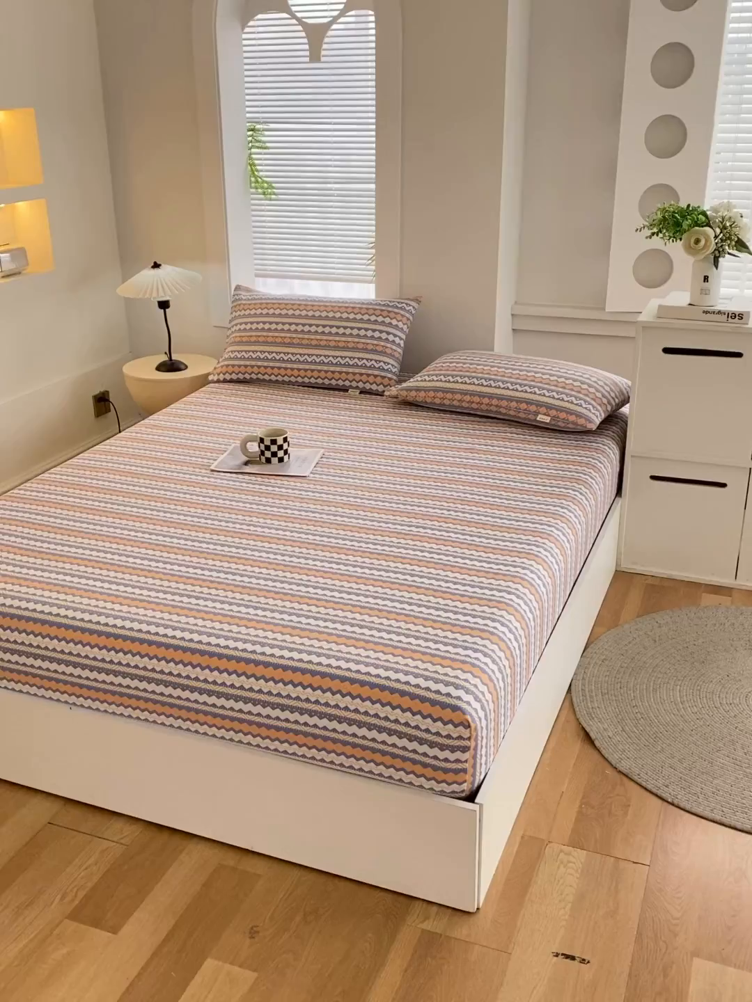 91家纺网 家纺一手货源 找家纺 爱彼家纺 2026新升级细沙卡通印花老粗布床笠直播热门款春夏热款系列一 老粗布床笠-向往蓝条