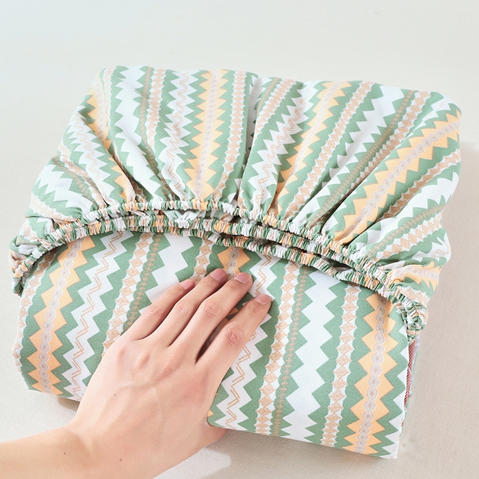 91家纺网 家纺一手货源 找家纺 爱彼家纺 2026新升级细沙卡通印花老粗布床笠直播热门款春夏热款系列一 老粗布床笠-向往条绿