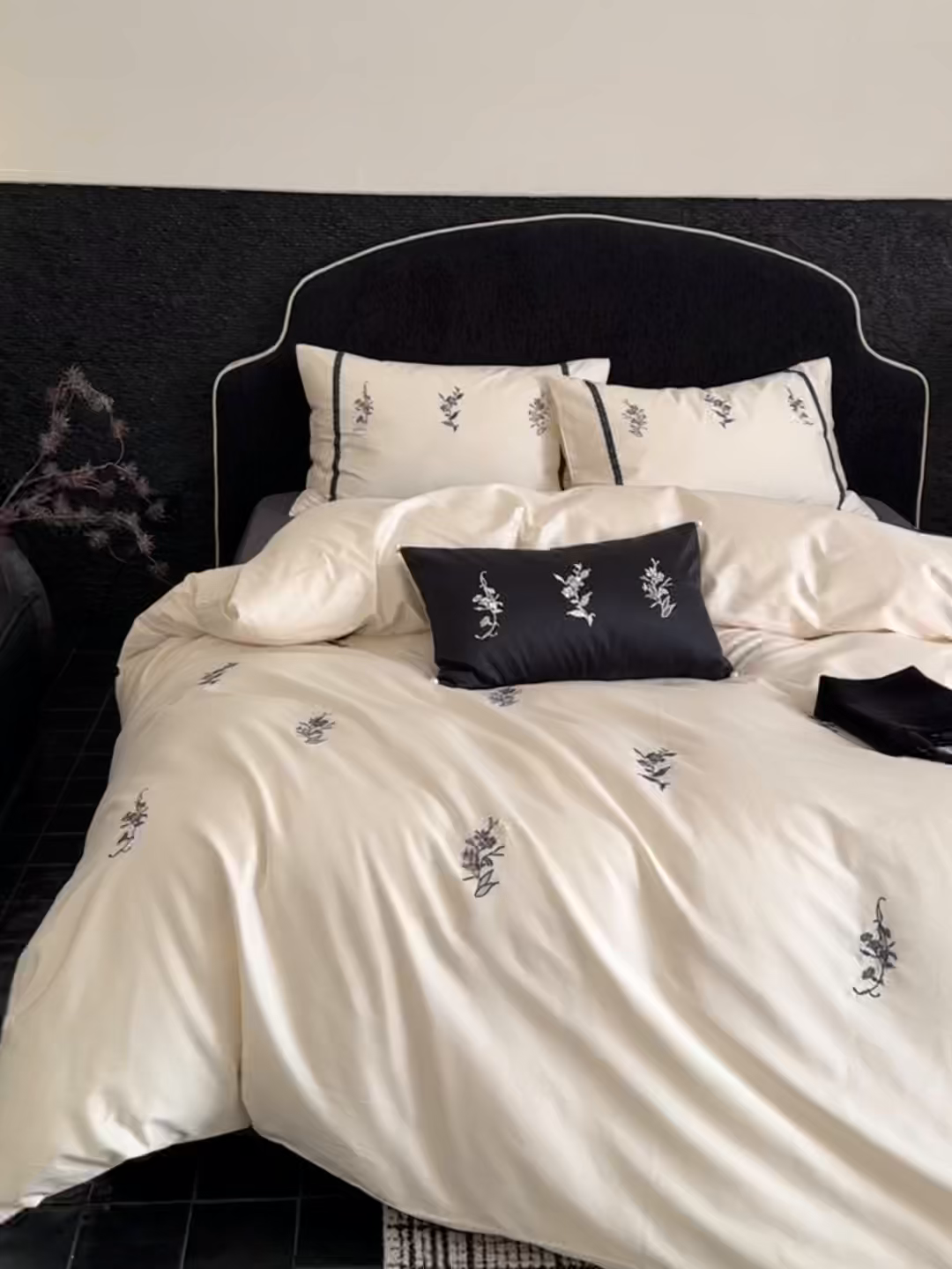 91家纺网 家纺一手货源 找家纺 （总）鹿班家居 2026春夏新款100S长绒棉纯棉精密刺绣系列四件套-雾岛（标准会员-20元）