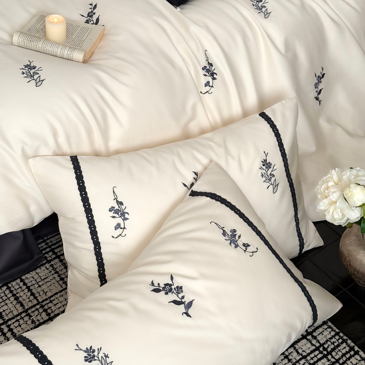 91家纺网 家纺一手货源 找家纺 鹿班家居 2026春夏新款100S长绒棉纯棉精密刺绣系列四件套-雾岛（标准会员-20元） 雾岛-白色