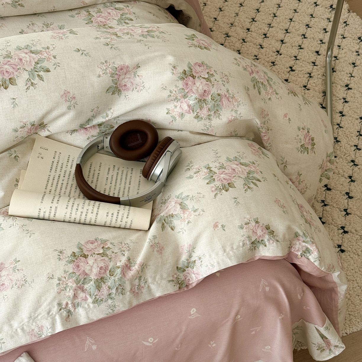 91家纺网 家纺一手货源 找家纺 于果 2026新款全棉13370四件套（2） 蔷薇故事粉