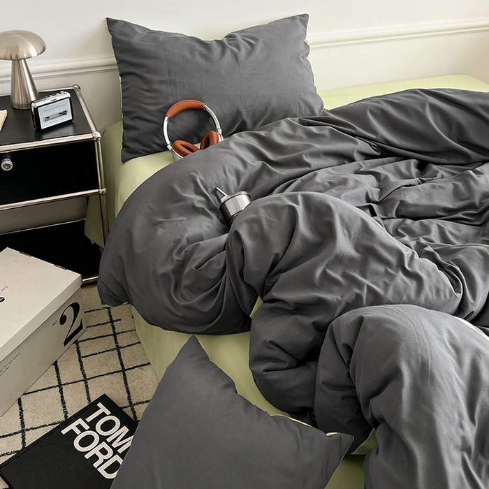 91家纺网 家纺一手货源 找家纺 世爵 2026新款10A抗菌亲肤水洗棉双拼四件套 深灰绿