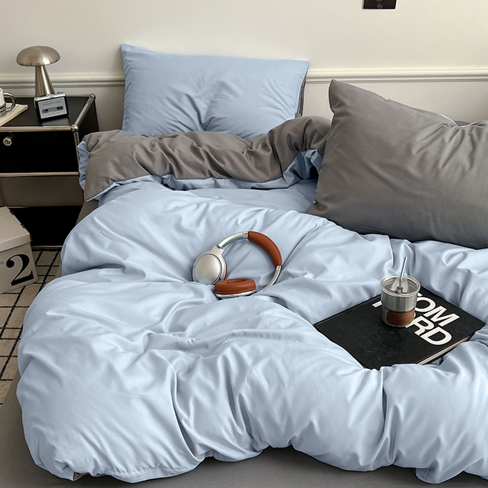 91家纺网 家纺一手货源 找家纺 世爵 2026新款10A抗菌亲肤水洗棉双拼四件套 天空蓝浅灰