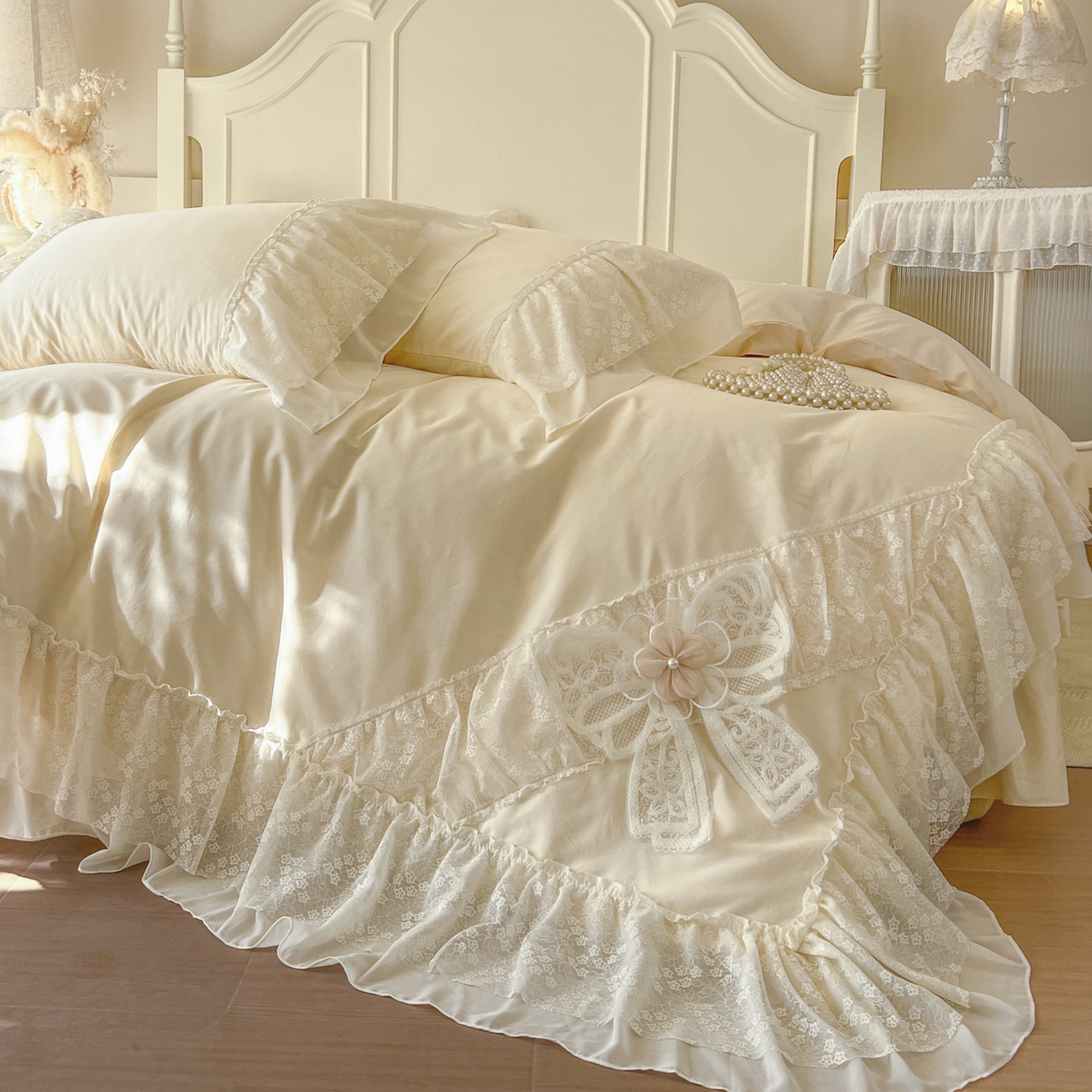 91家纺网 家纺一手货源 找家纺 亲亲公主 2026新款全棉蕾丝四件套-奶油泡芙（赠送蝴蝶结）券后不低于298 奶油泡芙-米黄