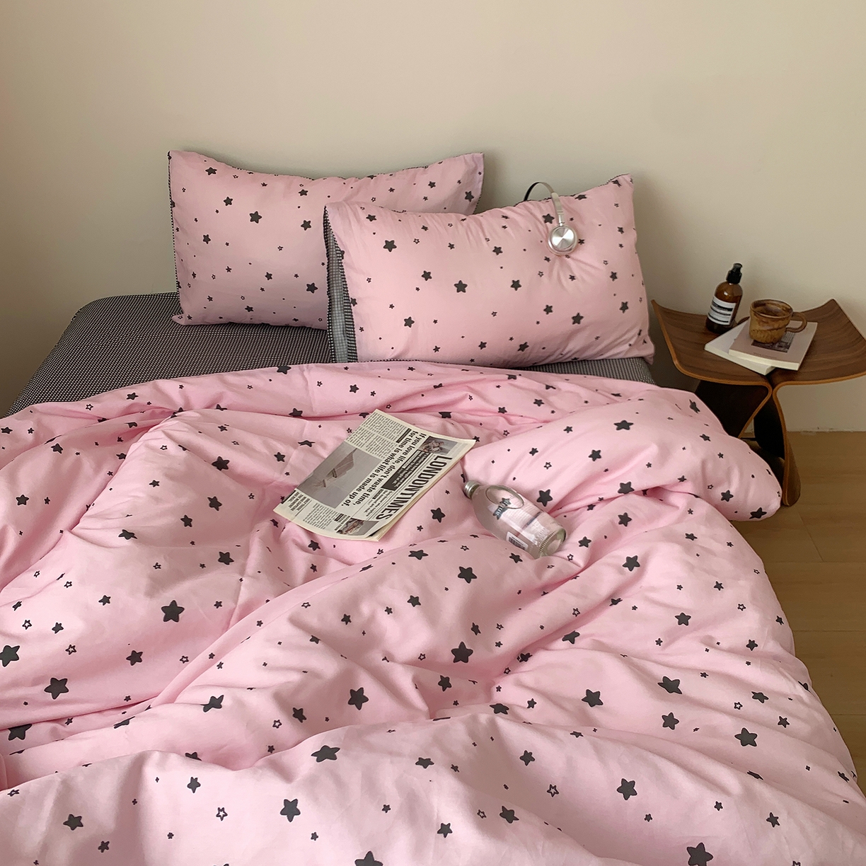 91家纺网 家纺一手货源 找家纺 桃喜 2026春夏新款全棉纯棉ins简约系列四件套（会员-3） 粉星星