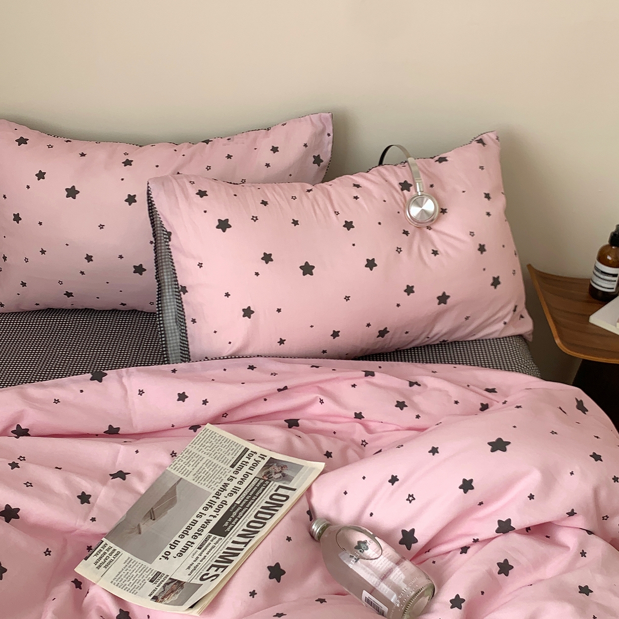 91家纺网 家纺一手货源 找家纺 桃喜 2026春夏新款全棉纯棉ins简约系列四件套（会员-3） 粉星星